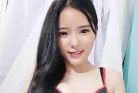 长发巨乳辣妹真空上阵_骑乘位震动棒自慰狂顶 蜜桃臀颤抖高潮喷水